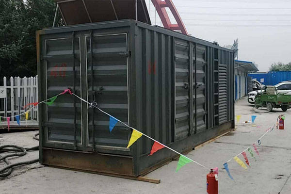 点军发电机租赁空气滤清器多久更换一次?